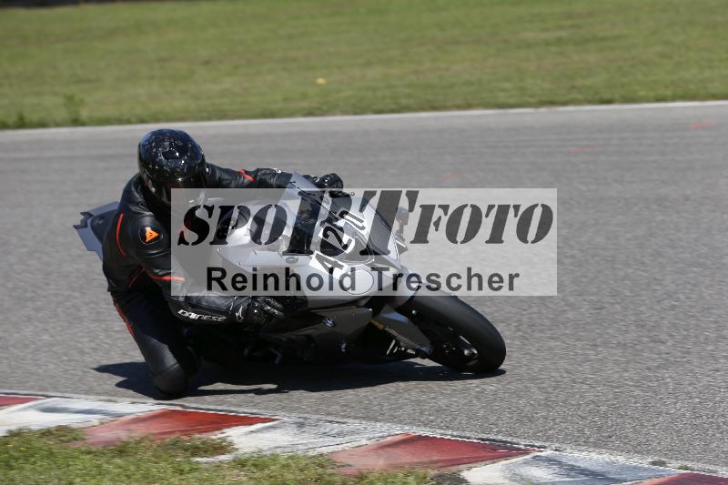 /Archiv-2024/56 10.08.2024 Plüss Moto Sport ADR/Einsteiger/420